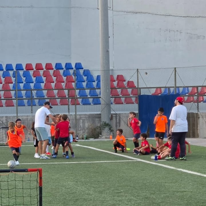 LA PASSIONE NON SI FERMA! 🔴🔵