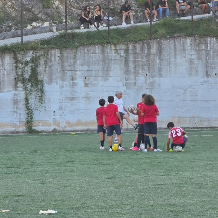 IL FUTURO COMINCIA SUL CAMPO 🔴🔵