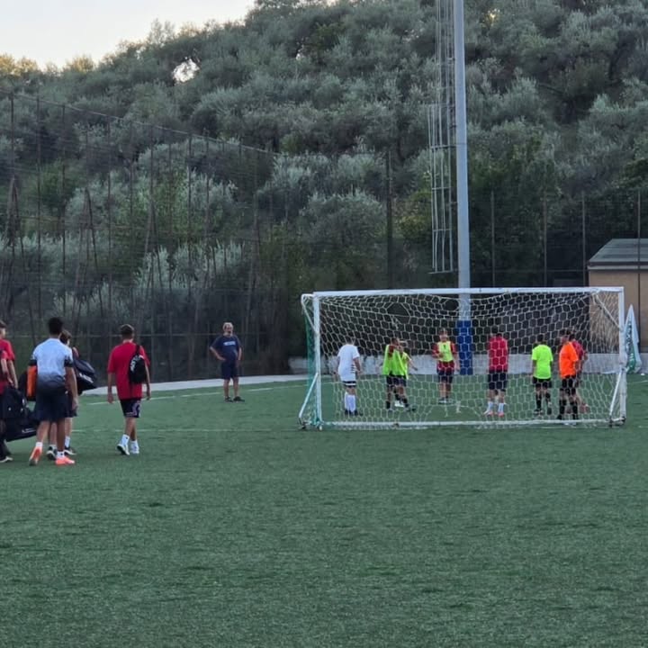 IL FUTURO COMINCIA SUL CAMPO 🔴🔵