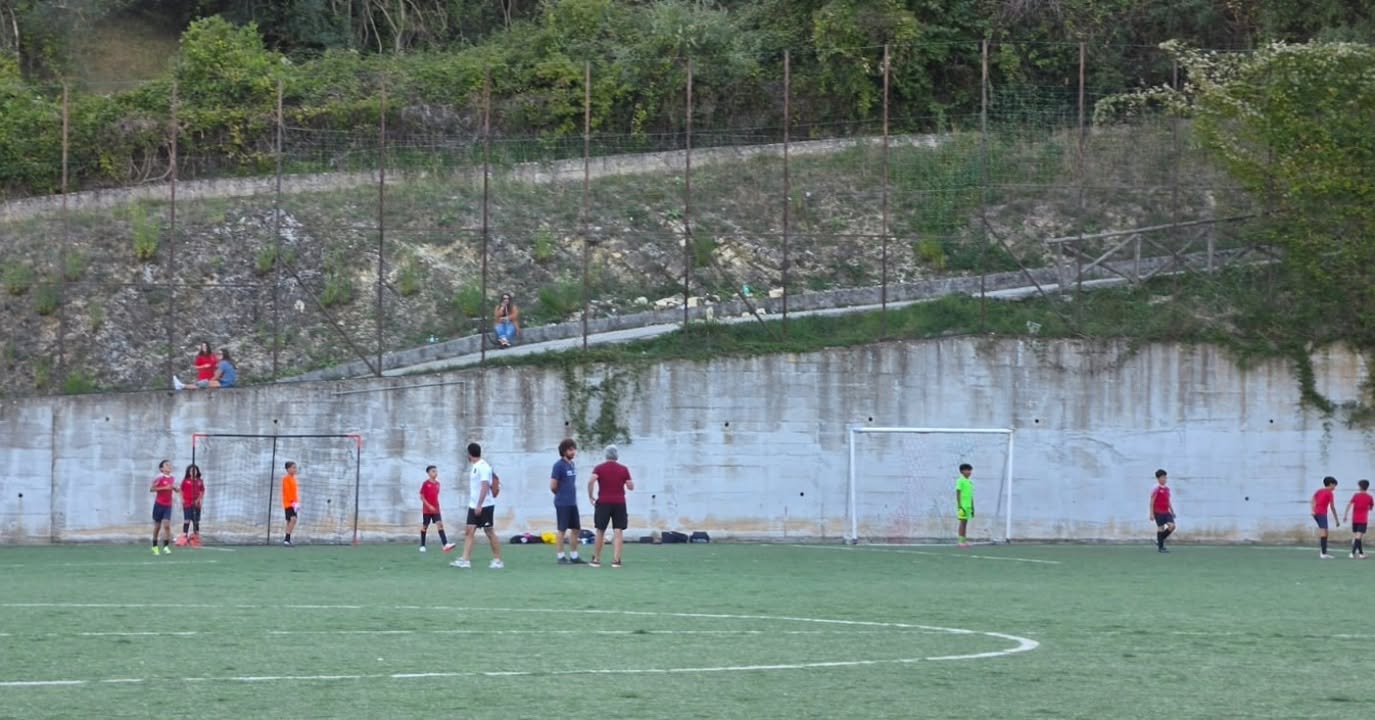 PROSEGUONO A PIENO RITMO GLI ALLENAMENTI DELLA NOSTRA SCUOLA CALCIO! ❤️💙